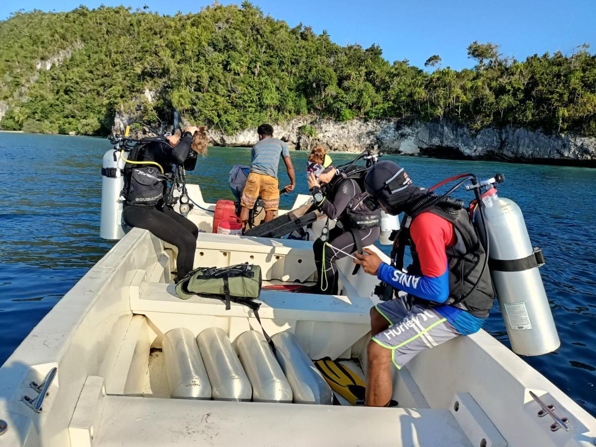Warahnus Dive Homestay Kri المظهر الخارجي الصورة